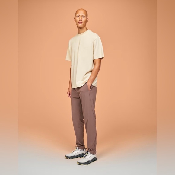 On Running Men's Active Pant | Size Medium - Picture 3 of 14